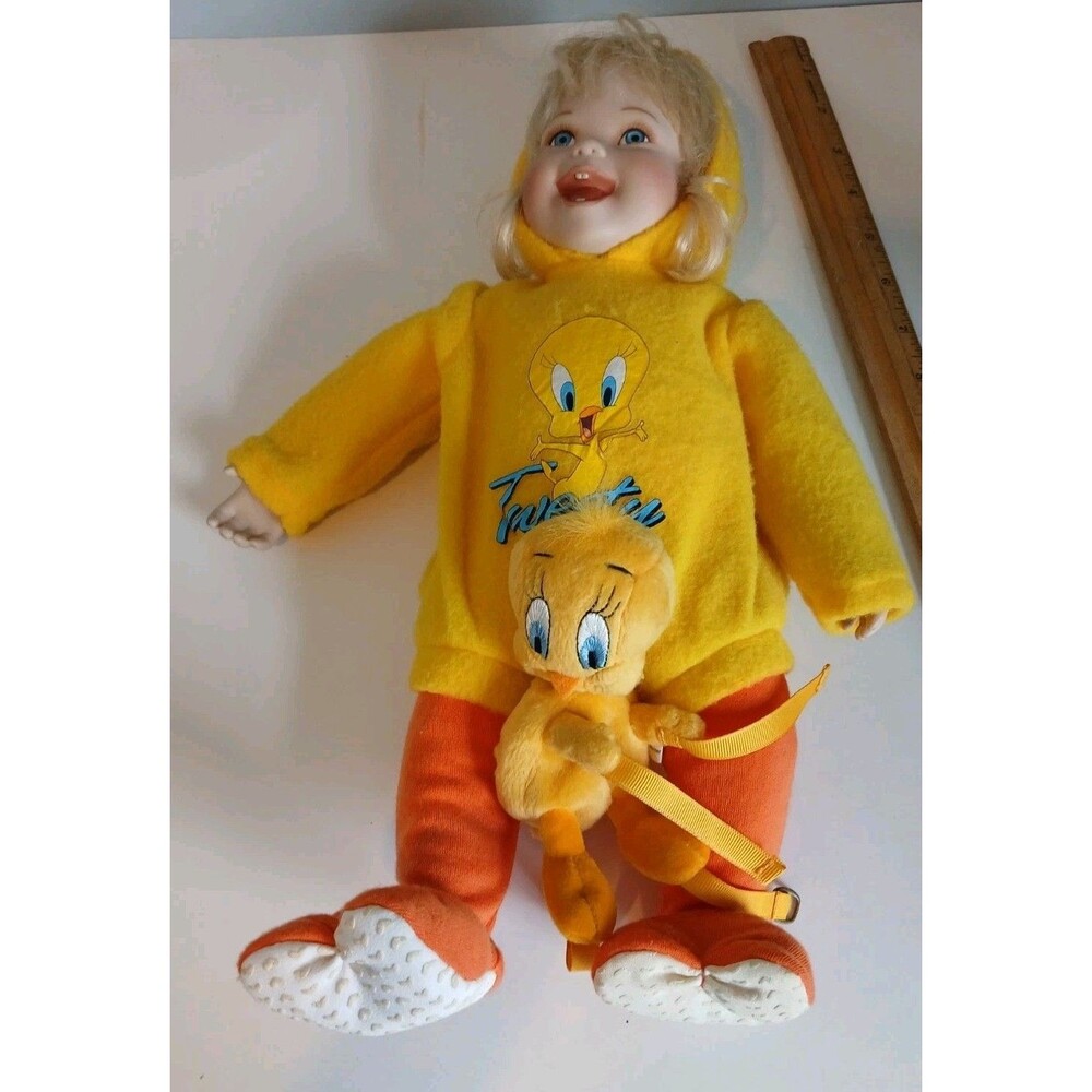 Ashton  Drake Robin Miller  Twick  Tweet Tweety  Halloween Costume Doll W  Plush